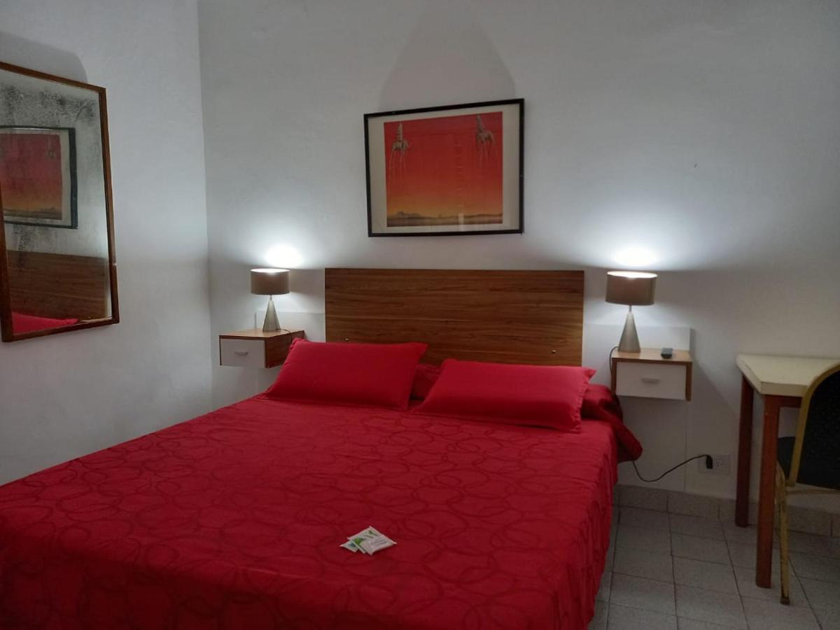 Hotel San Carlos Buenos Aires Eksteriør bilde