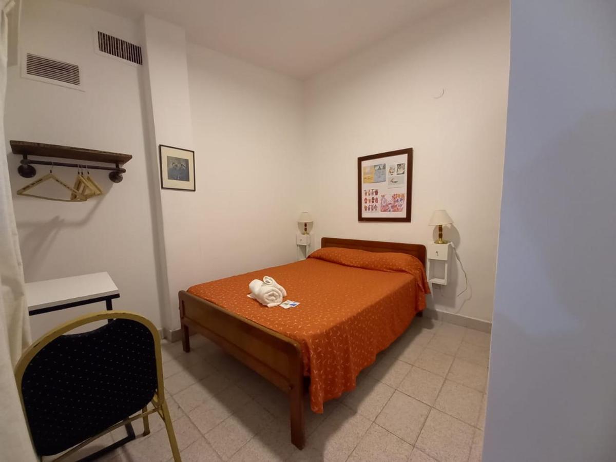 Hotel San Carlos Buenos Aires Eksteriør bilde