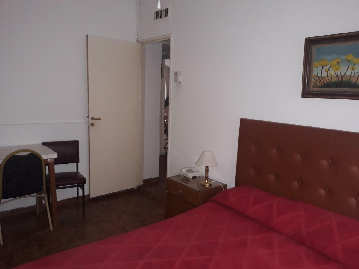 Hotel San Carlos Buenos Aires Eksteriør bilde
